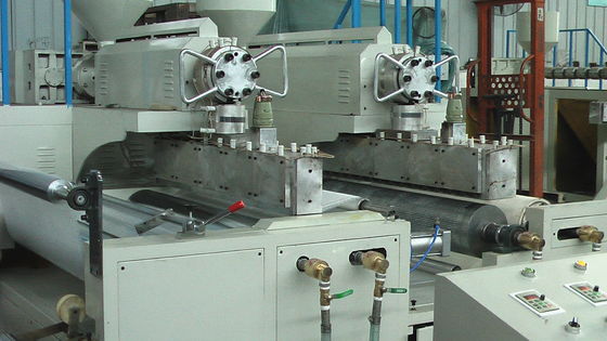 中国 フィルムの吹く機械を薄板にするポリエチレンの泡フィルム作成機械 5/4 つの層 サプライヤー